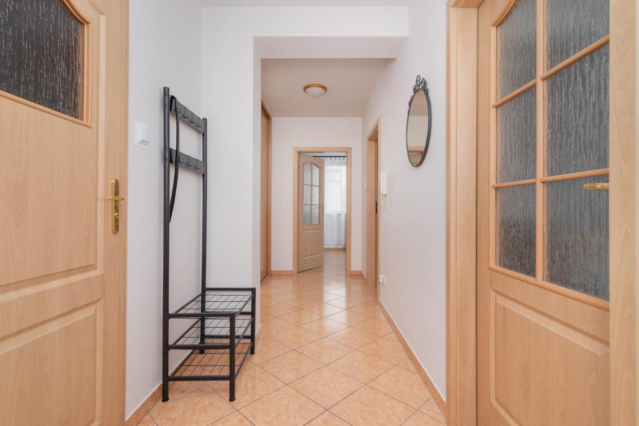 Apartament Cozy With Balcony Chmieleniec By Renters *
